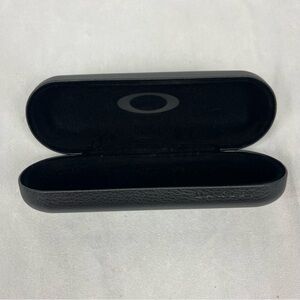 Oakley Leather Hardshell Storage Clam Case for Sunglasses / Glasses, Felt Lined